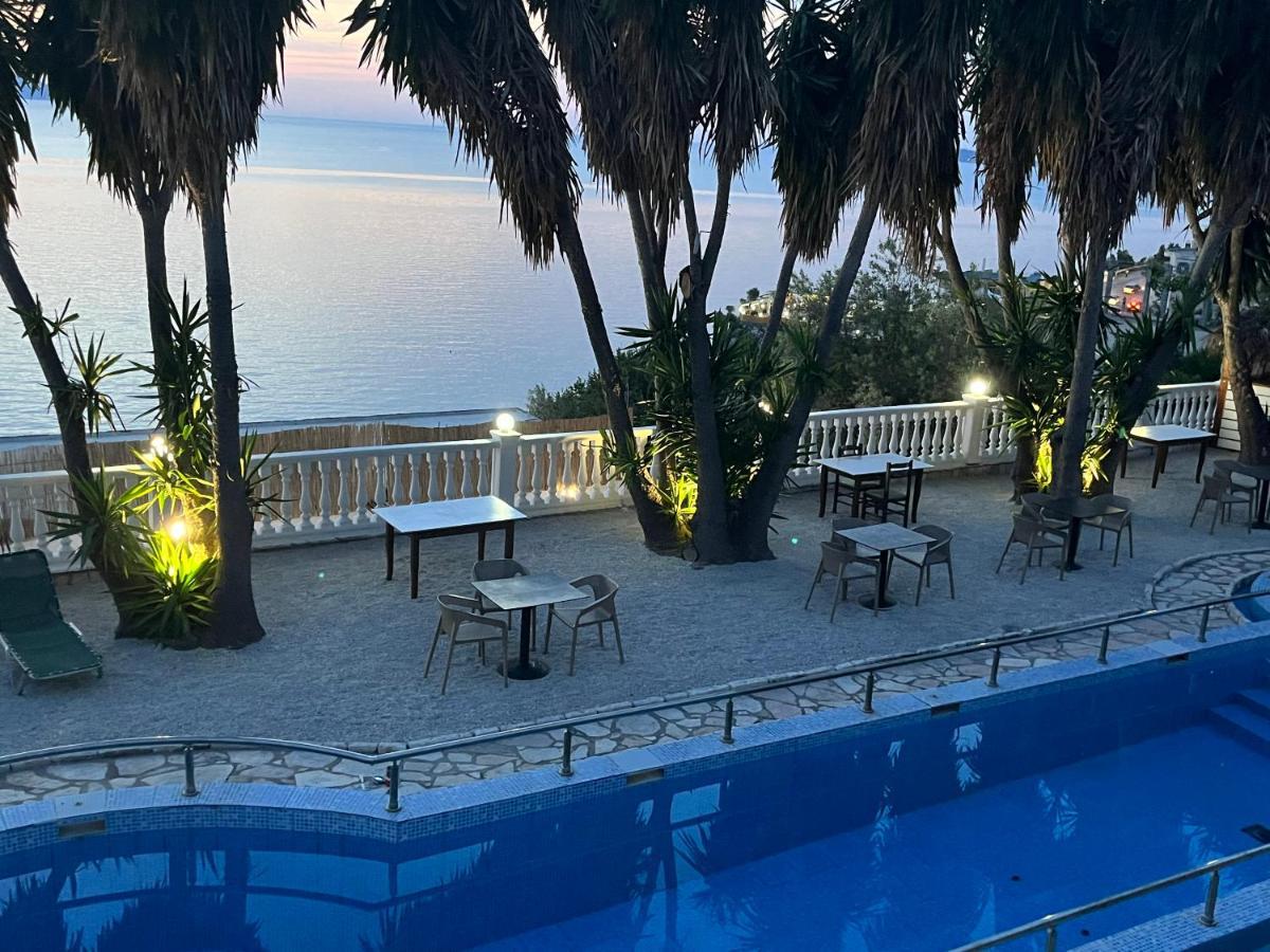 Blue Dream Holiday Hotel Vlore Ngoại thất bức ảnh