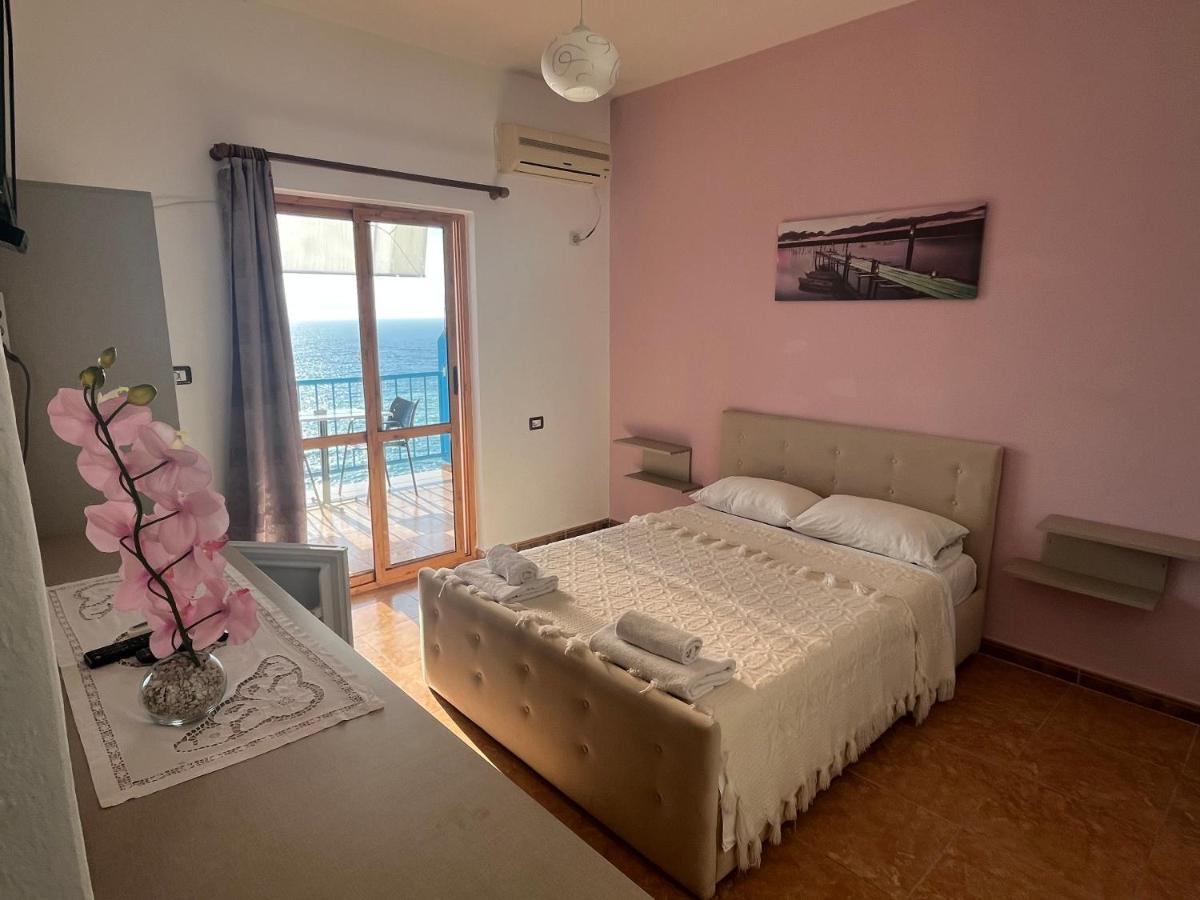Blue Dream Holiday Hotel Vlore Ngoại thất bức ảnh