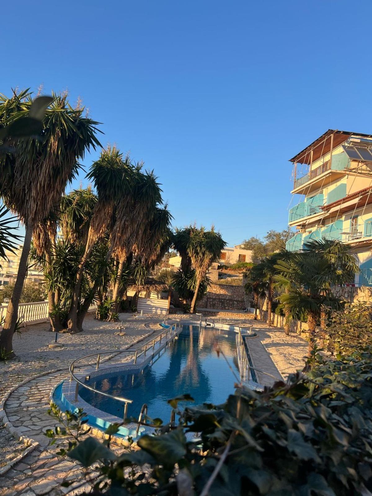 Blue Dream Holiday Hotel Vlore Ngoại thất bức ảnh