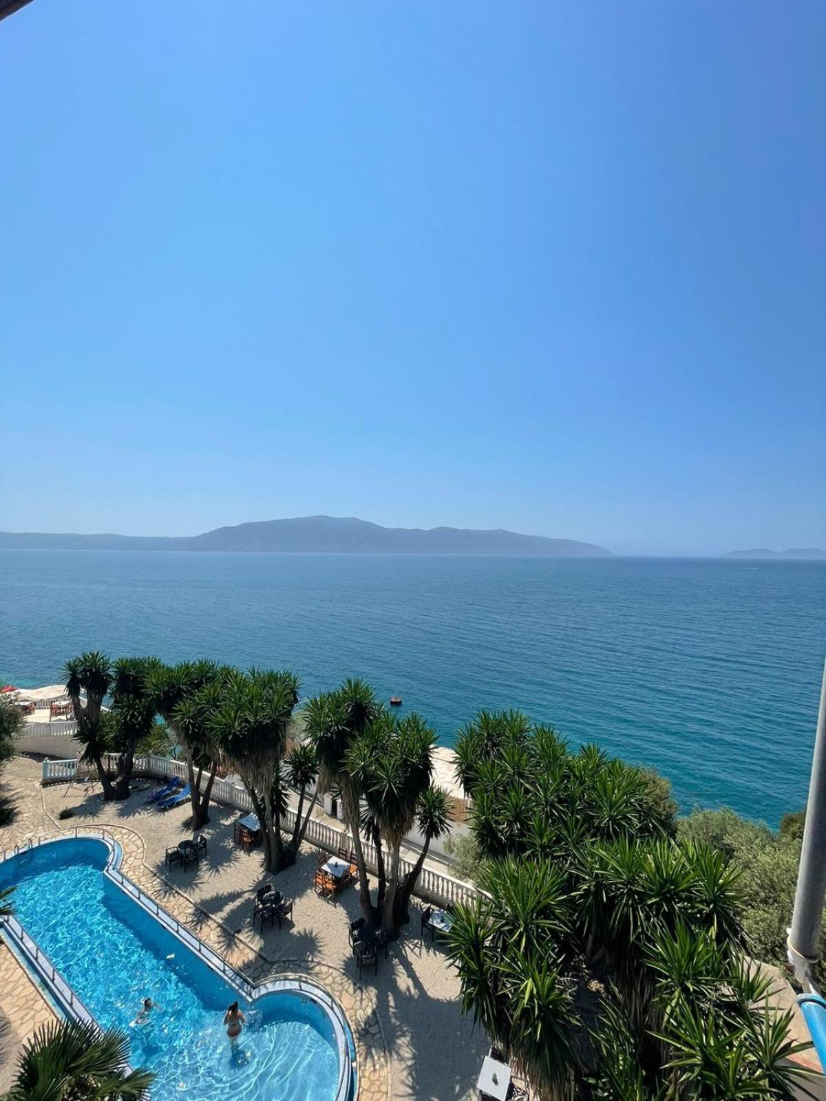 Blue Dream Holiday Hotel Vlore Ngoại thất bức ảnh