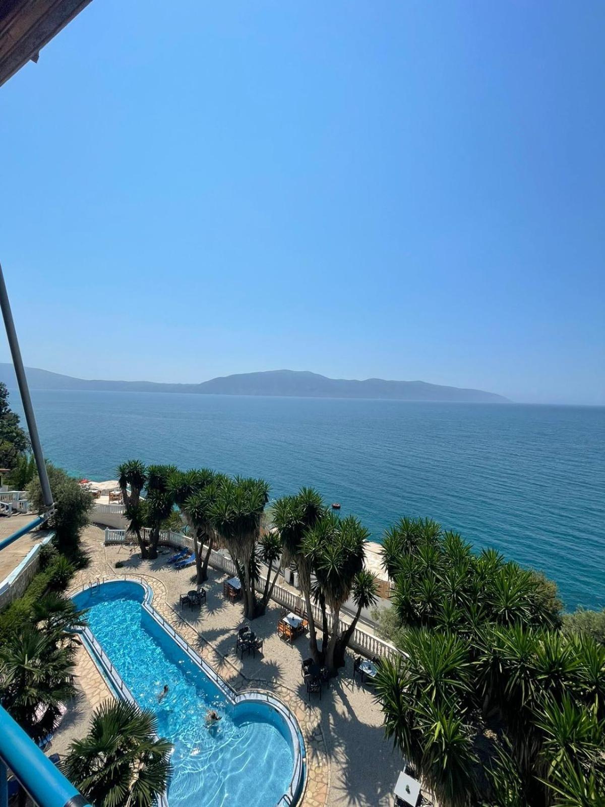 Blue Dream Holiday Hotel Vlore Ngoại thất bức ảnh