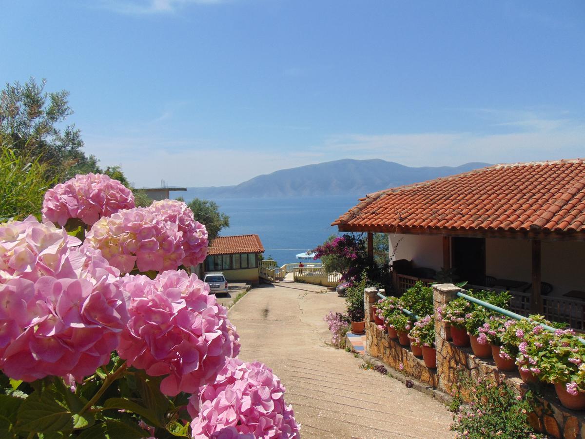 Blue Dream Holiday Hotel Vlore Ngoại thất bức ảnh